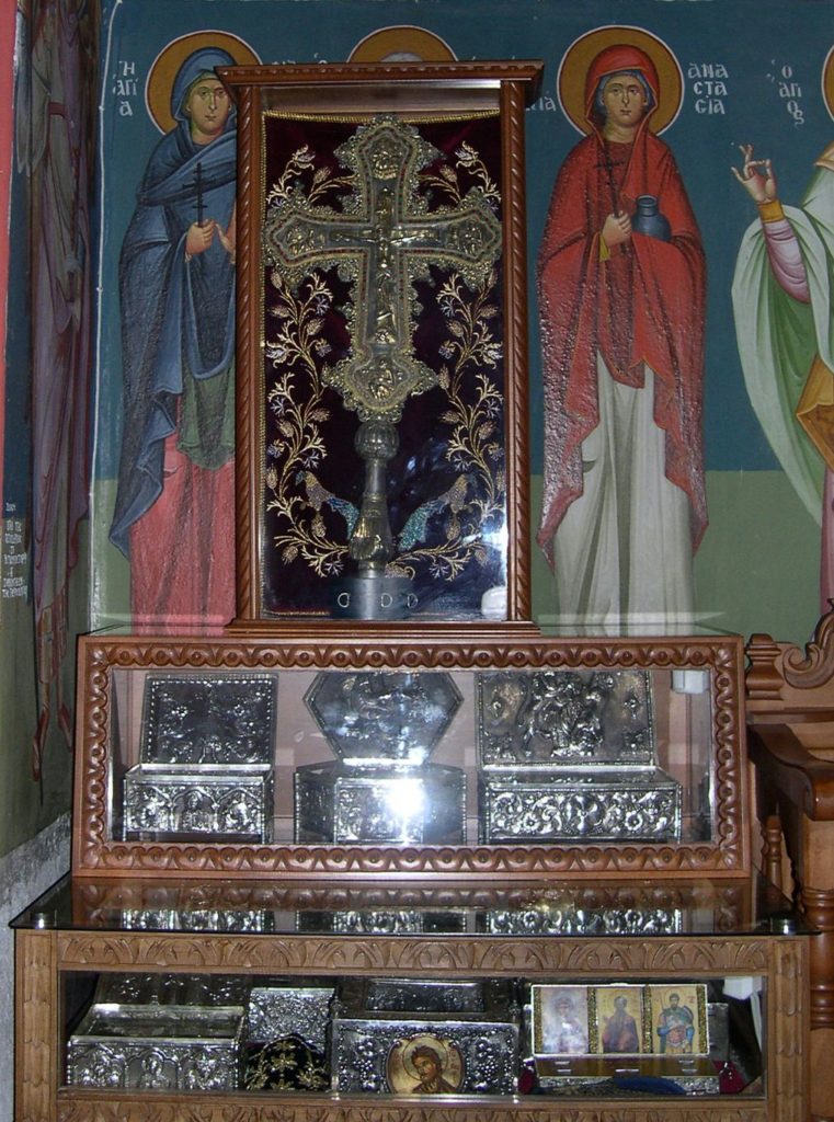 Μία Από Τις Δύο Λειψανοθήκες Εντός Του Καθολικού Της Αγίας Παρασκευής